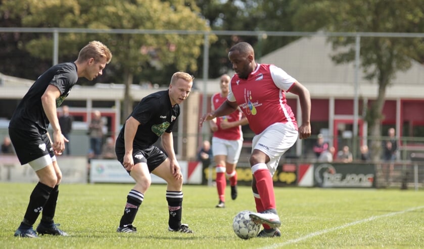 • Leerdam Sport - SC Everstein (1-3).