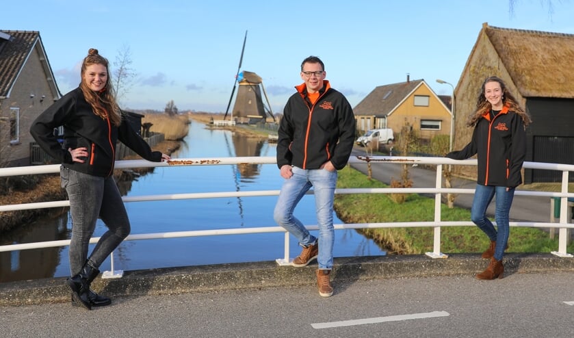 <p>• V.l.n.r. Femke den Besten, Roelof Akkerman en Lotte Timmer</p>