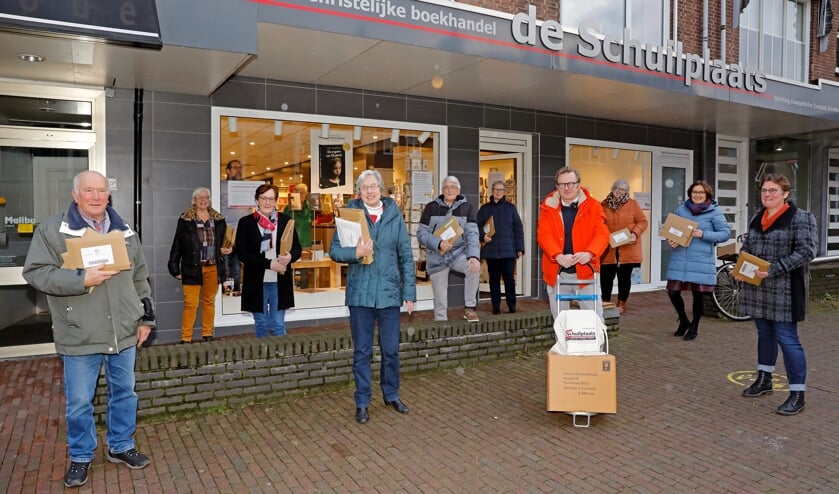 <p>• Het team van De Schuilplaats bezorgt in de wijde regio.</p>