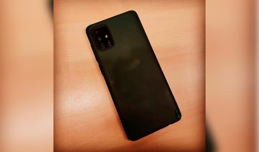 • Het bewuste telefoonhoesje.