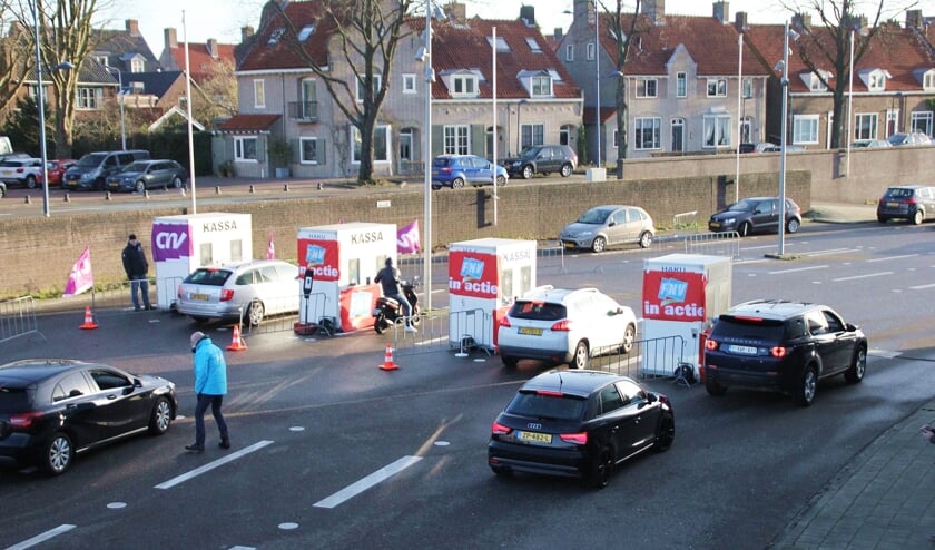 <p>• In Alblasserdam werd onlangs al gewerkt met een staakstraat.</p>