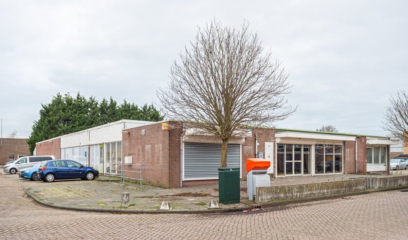 <p>• De voormalige supermarkt van Plus Rechtuyt, aan de Bergambachterstraat in Schoonhoven.</p>
