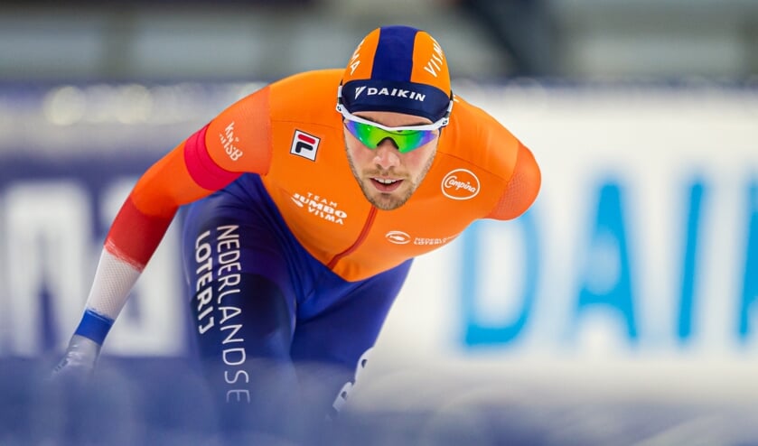 <p>• Patrick Roest tijdens zijn imponerende 5 kilometer in Thialf.</p>