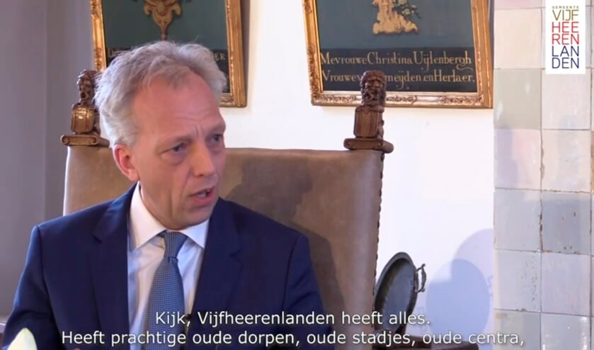 • Burgemeester Fröhlich tijdens het Nieuwjaarsgesprek.