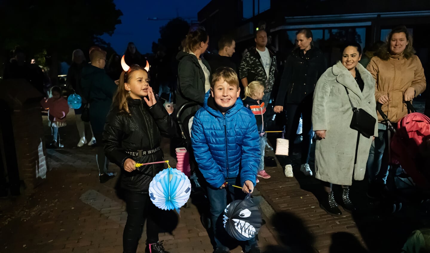 Lampionnenoptocht Paardenmarkt Vianen 2021