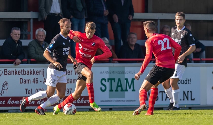 • De Zwerver - Sleeuwijk (3-0).