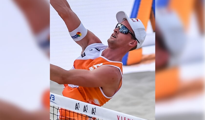 Nieuwegeiner Robert Meeuwsen tijdens een beachvolleybaltoernooi in Wenen in 2017.