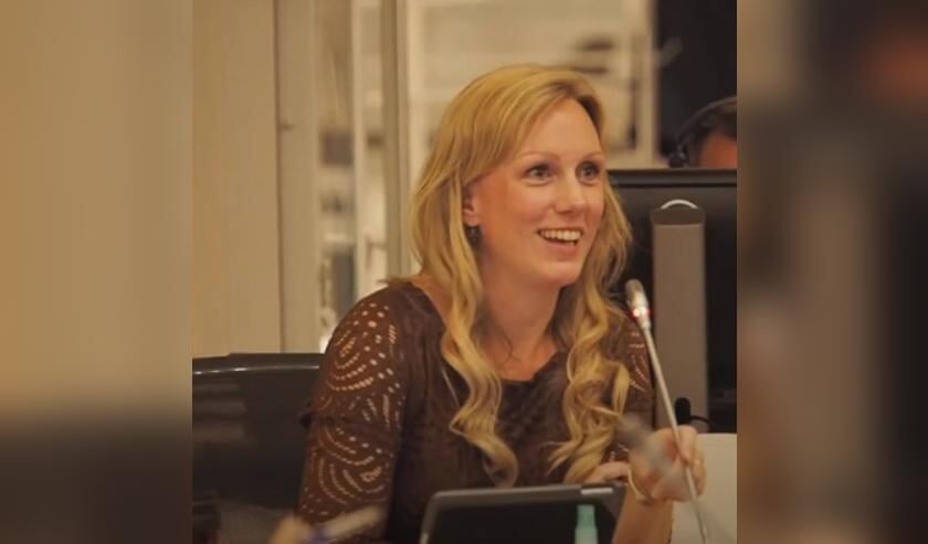 <p>Heleen Peters is door de leden van Lokale Vernieuwing unaniem gekozen als lijsttrekker voor de gemeenteraadsverkiezingen van maart 2022.</p>