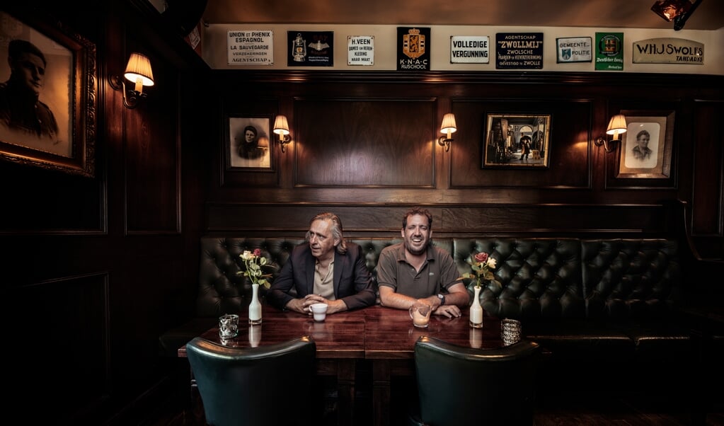 Marcel Van Roosmalen En Gijs Groenteman Met ‘Pannekoekencaravan’ In DE ...