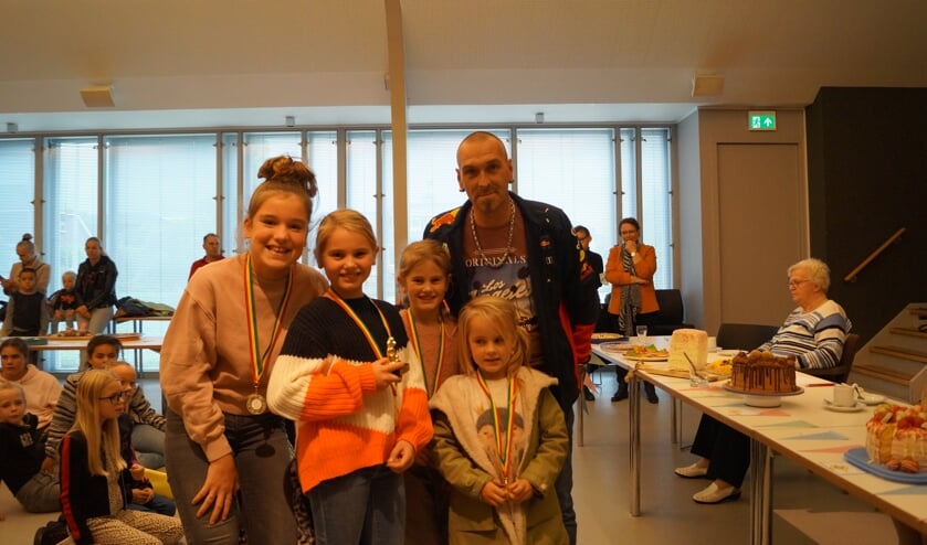 • Enkele winnaars van Heel Bles Bakt.