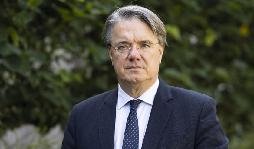 <p>De lezing wordt gegeven door prof. dr. Wim van de Donk (foto) en door de 16-jarige Luna Sent.</p>