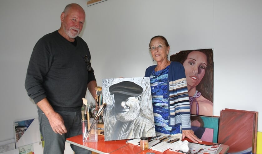 <p>Ernst de Krieger en Corry Henning zijn twee van de drie exposanten die hun werken volgende maand tentoonstellen.</p>