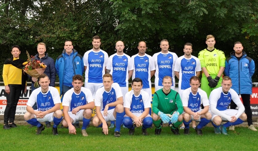 ASH 2 met sponsor auto pippel uit Haaften