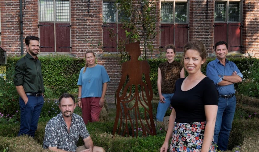 <p>Projectteam Cultuur met vlnr Mark van Dooren, Arjan Middelkoop, Anne van der Weg, Wieke Vrijhoef, Leonieke Terlouw en Stefan van den Oever.<br><br></p>