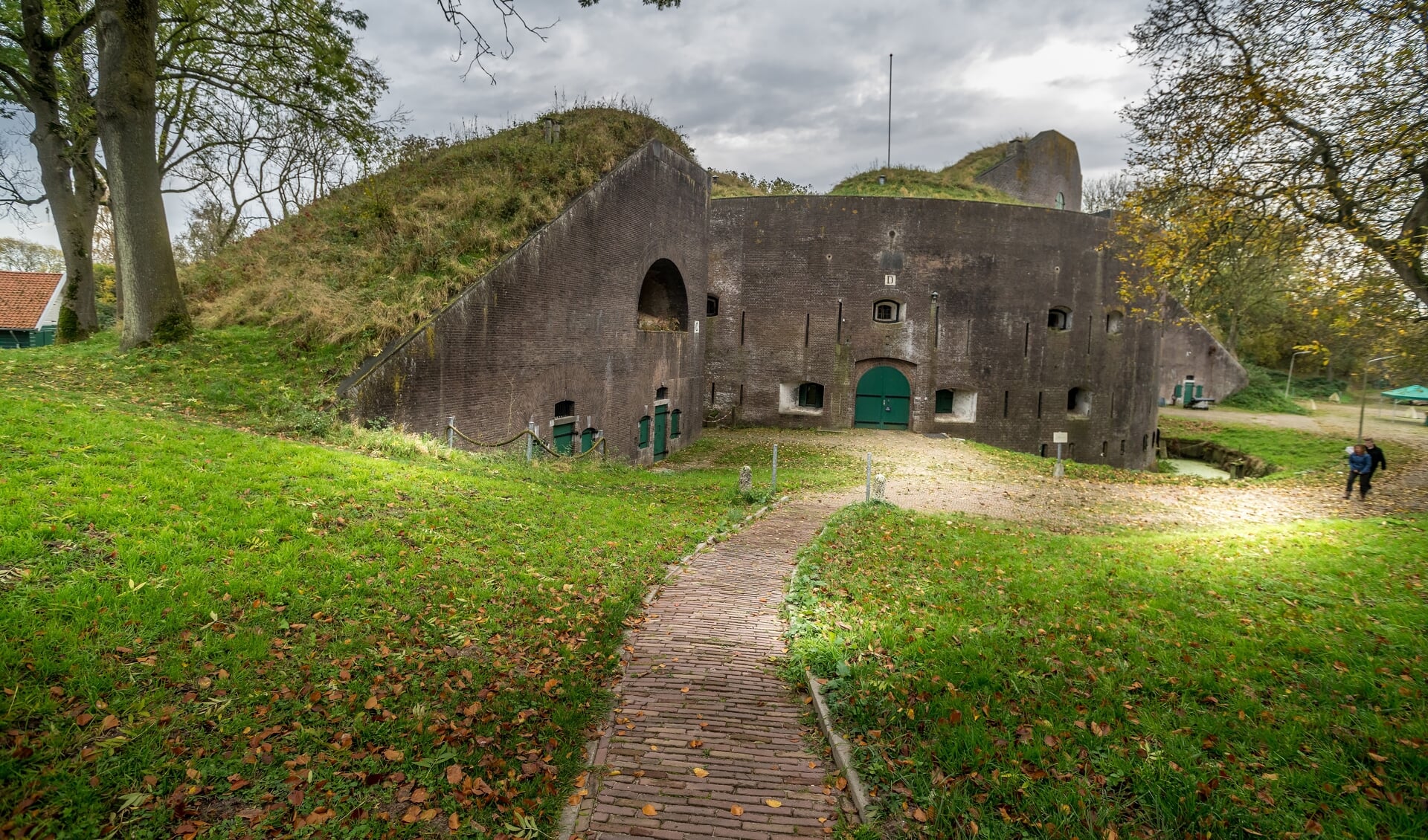 • Het fort in Everdingen staat voor een deel te koop.
