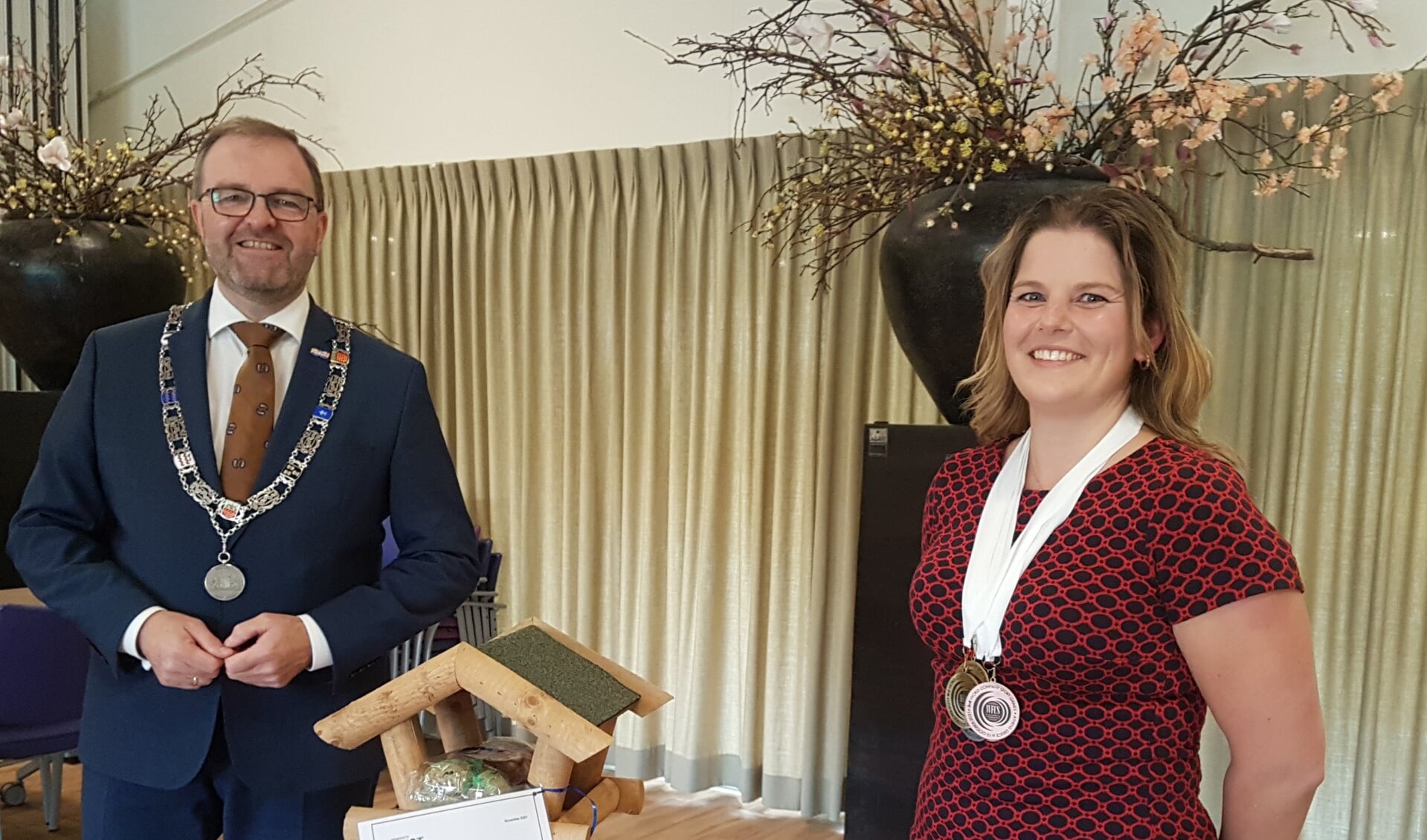 • Felicitaties van burgemeester Servaas Stoop.