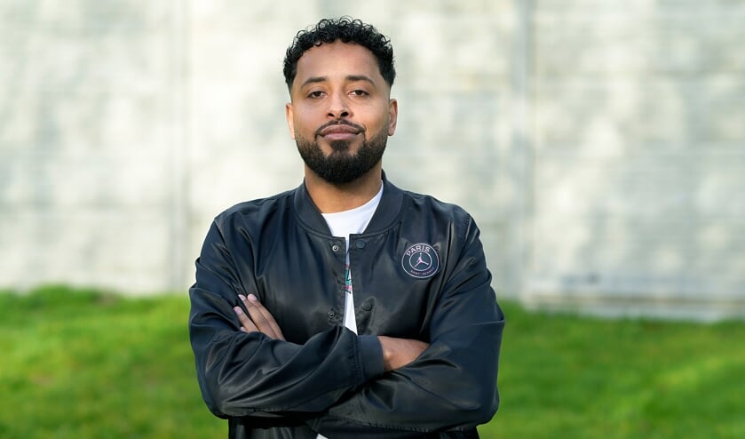 <p>• "De Schans ademt voetbal", ervaart Jermain Bebrout.</p>