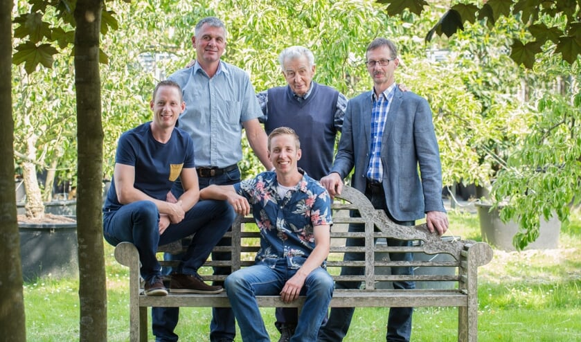 <p>• Drie generaties Huiting bij elkaar.</p>