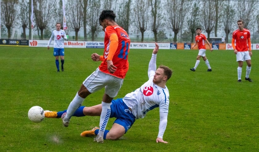 • ASV Arkel - Altena (1-1).