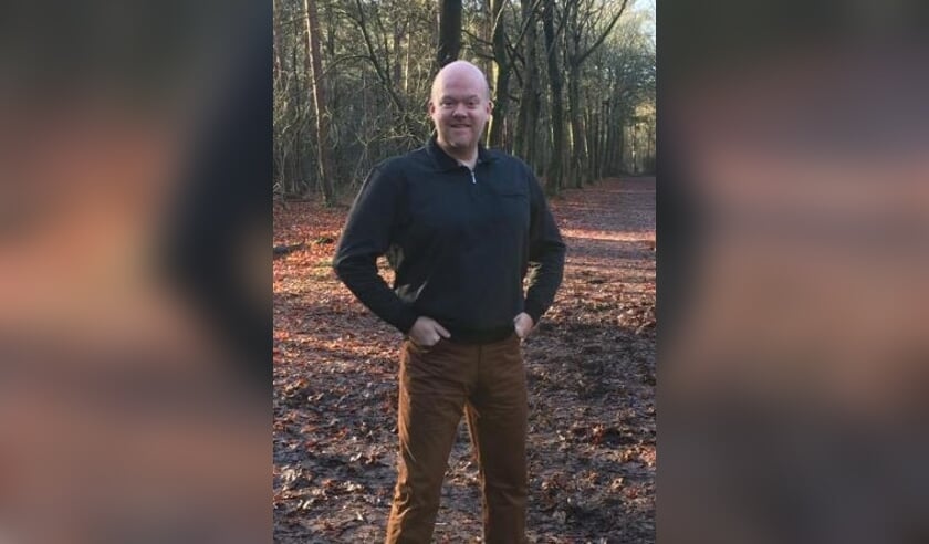 • Pascal van der Hek nodigt belangstellenden uit om een rondje mee te wandelen.