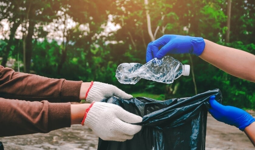 Bij Waardlanden zijn gratis zwerfafval sets te bestellen