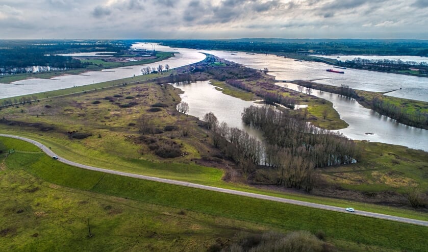 • De Pannerdensche Kop, splitsing van Waal en Rijn, afgelopen weekend.