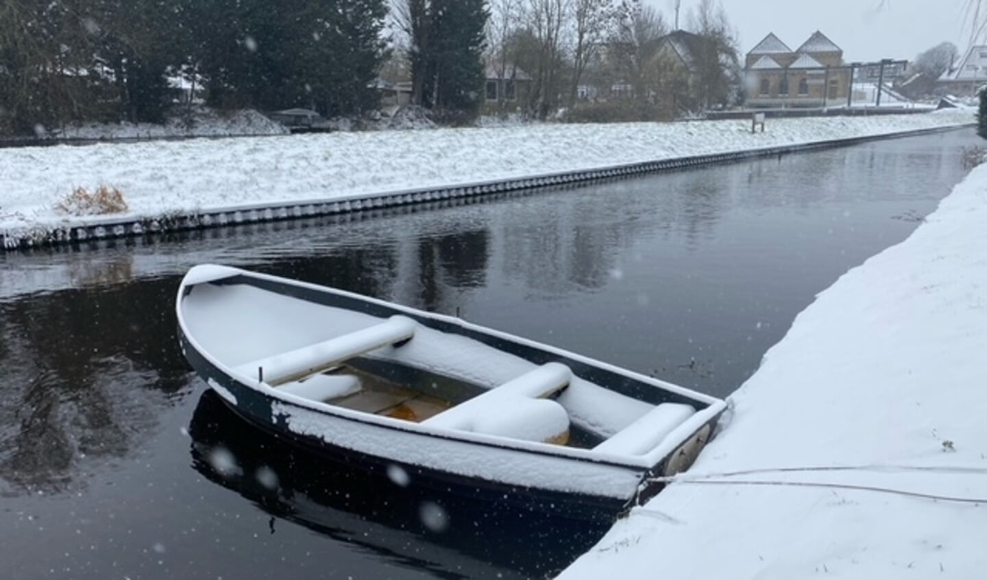 • Elisa van der Wal stuurde een paar mooie winterse plaatjes van Gouderak.