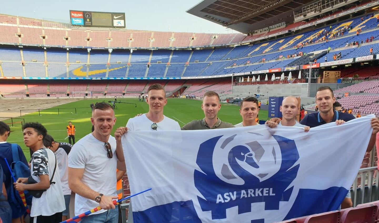 Wesley Swets (tweede van links).