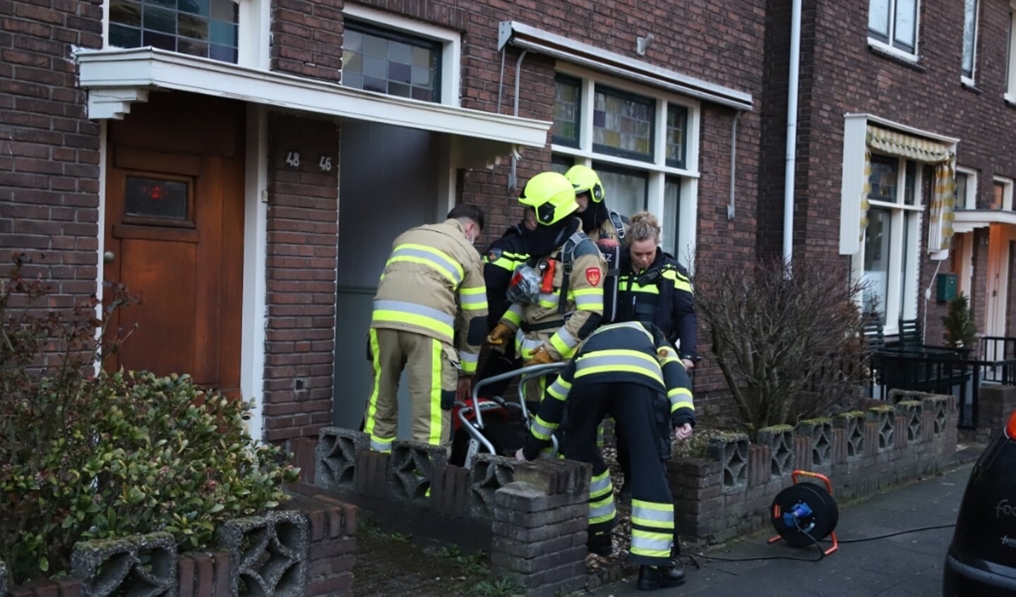 Brandweer rukt uit voor brandje in woning aan Hoveniersweg 