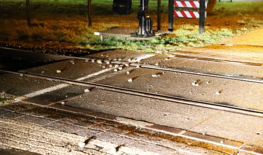 Vandalisme op spoorwegovergang in Wadenoijen  