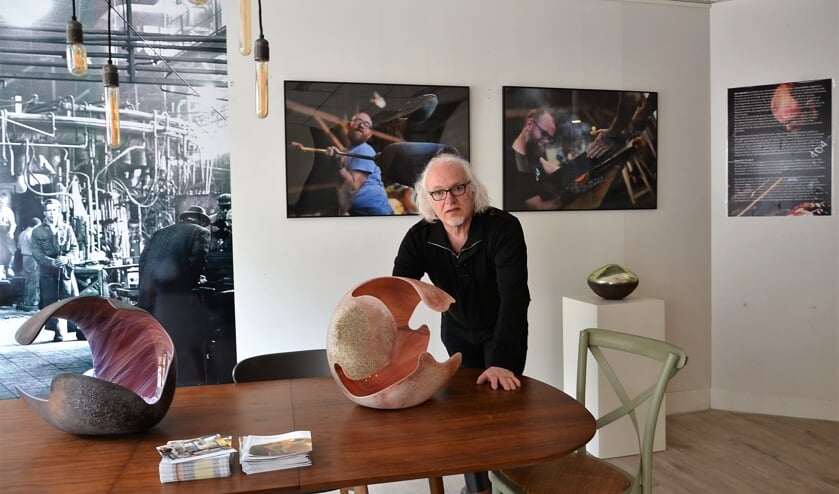 <p>• Momenteel exposeert Tom van Campenhout werk van Geir Nustad in de Kunstplaats.</p>