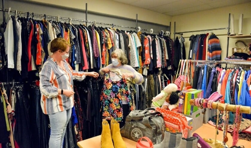 <p>Vanaf nu gaat de Kledingbank verder als Het Kledinghuis.</p>