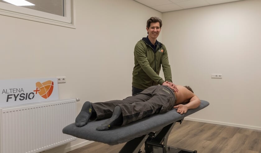 <p>Erwin Verbruggen in de tweede vestiging van Altena Fysio+.</p>