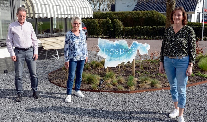 • Hospice Oudewater wordt mogelijk gemaakt door vrijwilligers als Piet Brouwer, Corrie de Wit en Willeke Maaijen.