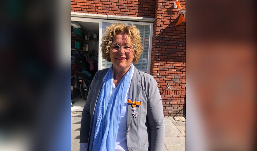 • Een lintje voor Lonneke Michielse-Appeldoorn.