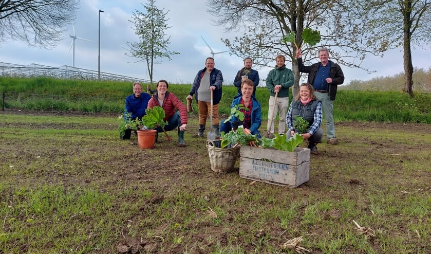 <p>• De aanleg van het voedselbos is gestart.</p>