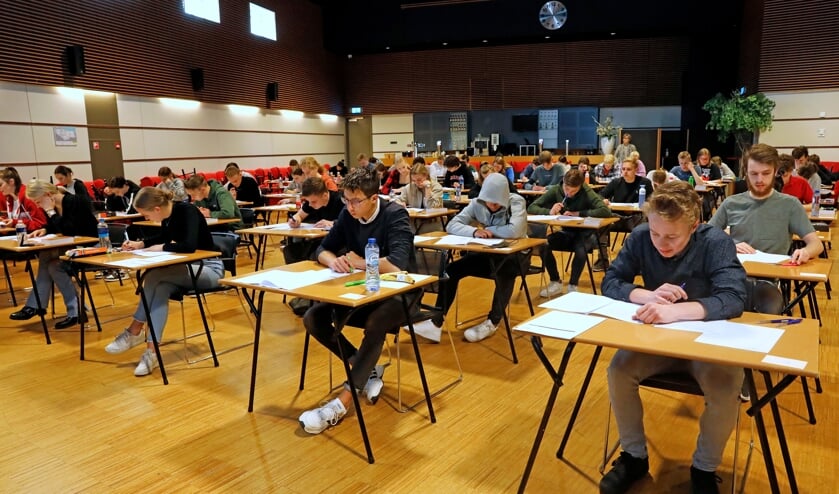 <p>• Examen doen met achter je rug een gezellige bar. Landvast ontvangt deze dagen examenklassen.</p>
