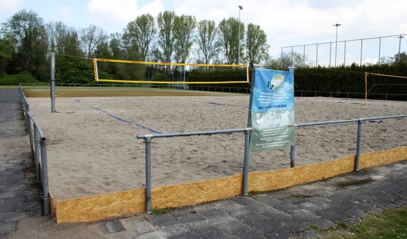 <p>• Het beachveld aan de Driekamp.</p>
