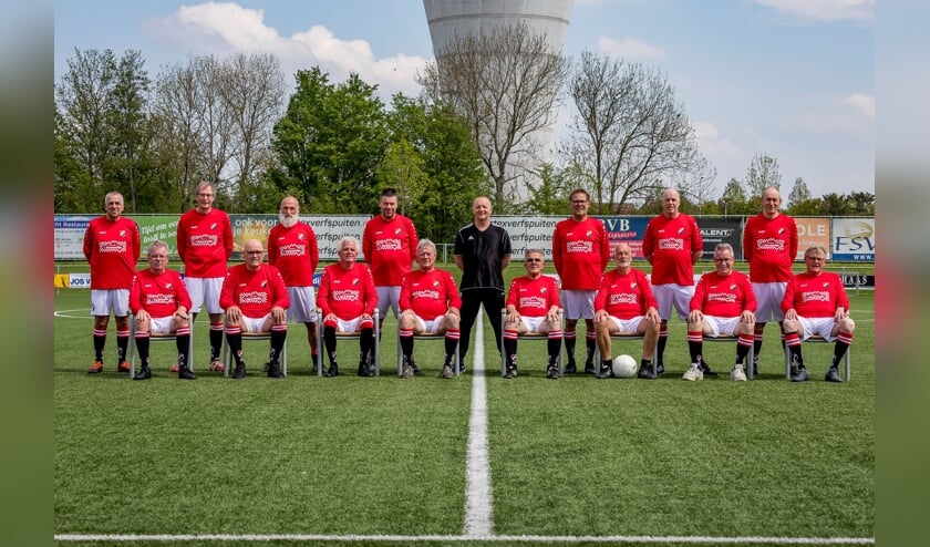 • Het walking football-elftal van Nivo Sparta.