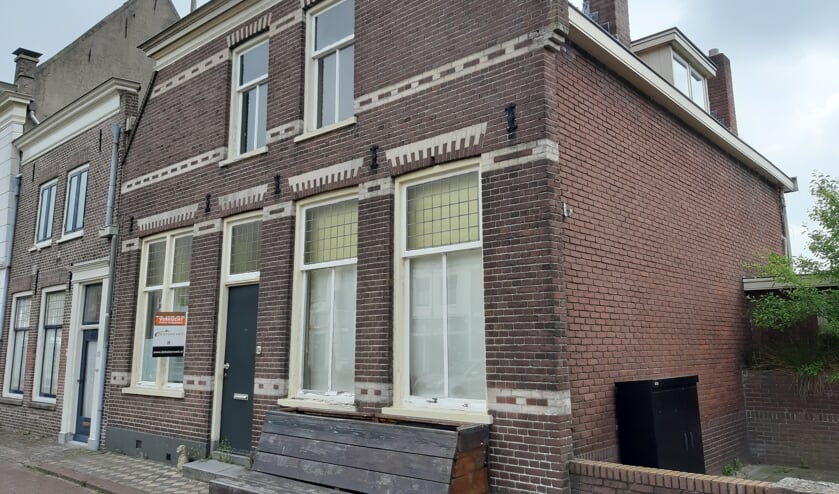 <p>• Joke Smit woonde aan de Voorstraat 94 in Vianen.</p>