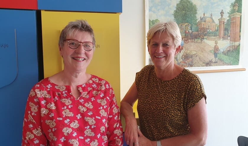 <p>• Elma den Besten (l) en Rita de Viet koesteren de mooie herinneringen.</p>