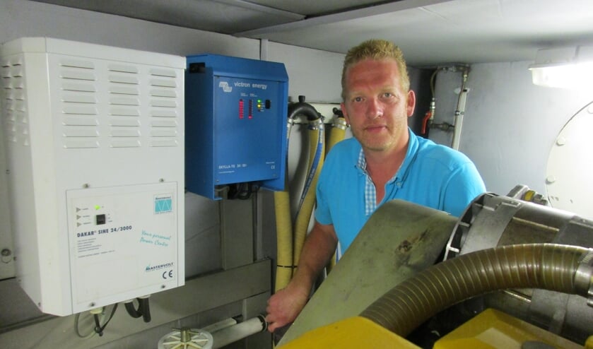 <p>Jan Huibers in de machinekamer van ‘superjacht in zakformaat' de Royal (Pacific Allure
155).</p>