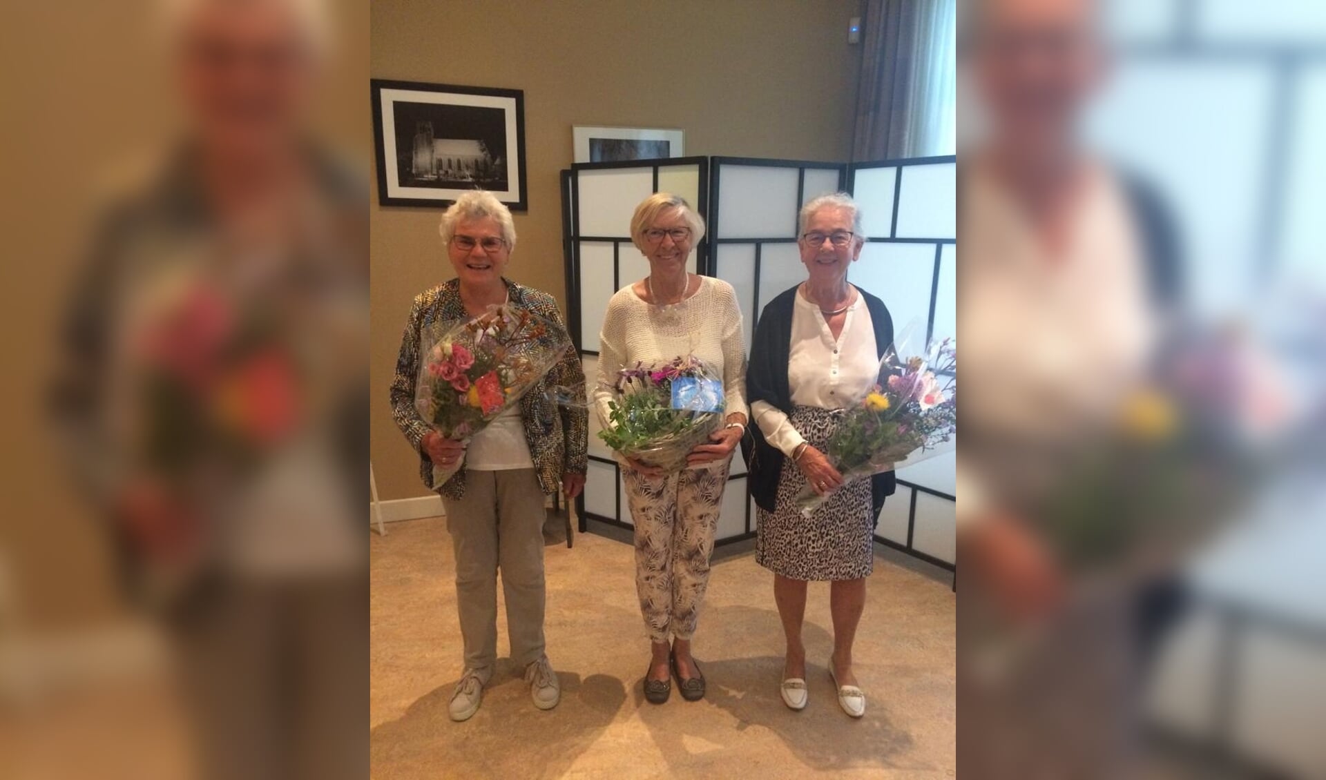• De jubilarissen, met v.l.n.r. Ali Verhoef, Ria de Groot en Jannie Hijkoop.