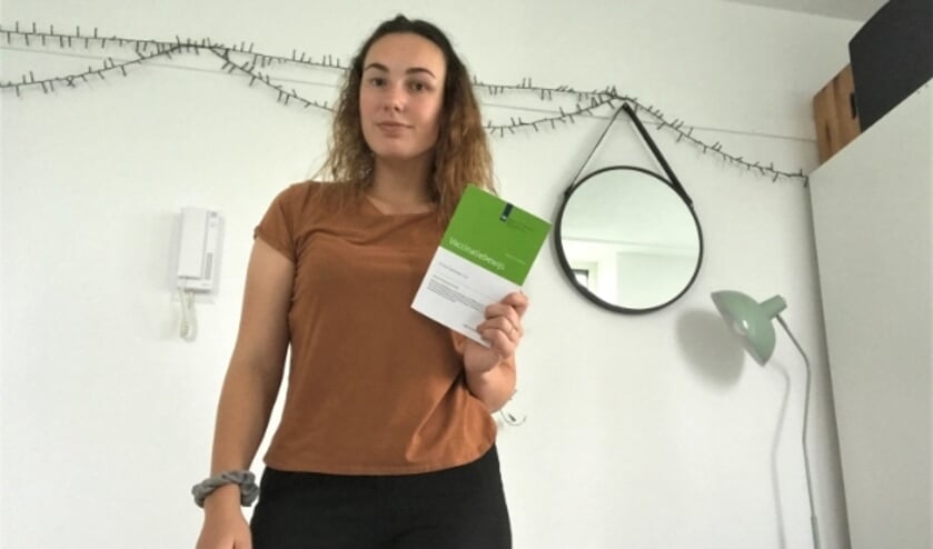 Verpleegkundestudent Eva Ruigrok liep een COVID-19 infectie op bij het uitgaan in Utrecht en werd ziek, ondanks vaccinatie.