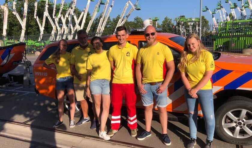 <p>• De zes leden van de Krimpense Reddingsbrigade.</p>