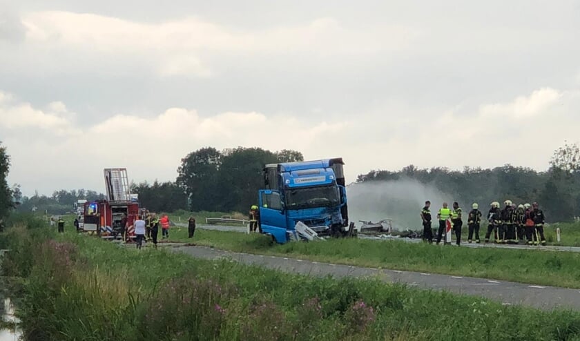 <p>• Als gevolg van het ongeval vatte een vrachtwagen vlam. </p>