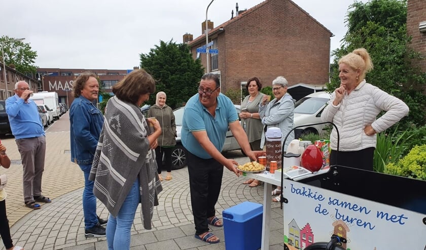 <p>• Het buurmoment in de Blokmakerstraat.</p>