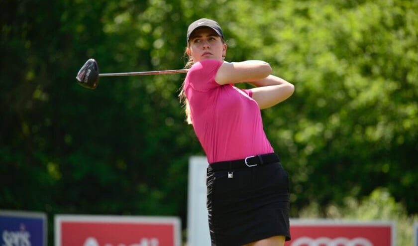 • Nikki Hofstede in actie.