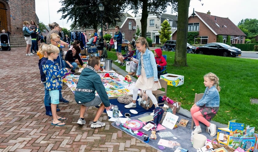 Officiële opening Dorpshuis 'De Schakel' Leerbroek