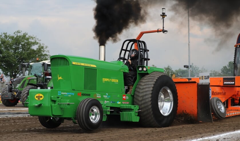 <p>• Simply Green in actie in Staphorst.</p>